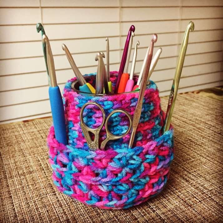 crochet-hook-caddy
